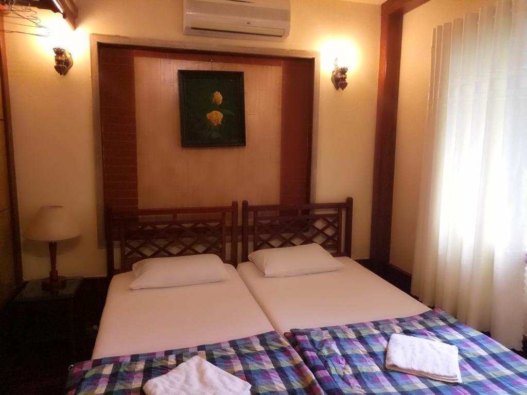 Bee Saigon Hotel Ho Chi Minh City Bagian luar foto