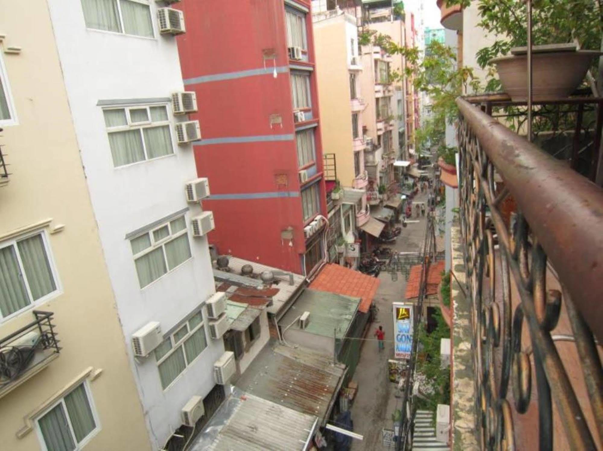 Bee Saigon Hotel Ho Chi Minh City Bagian luar foto