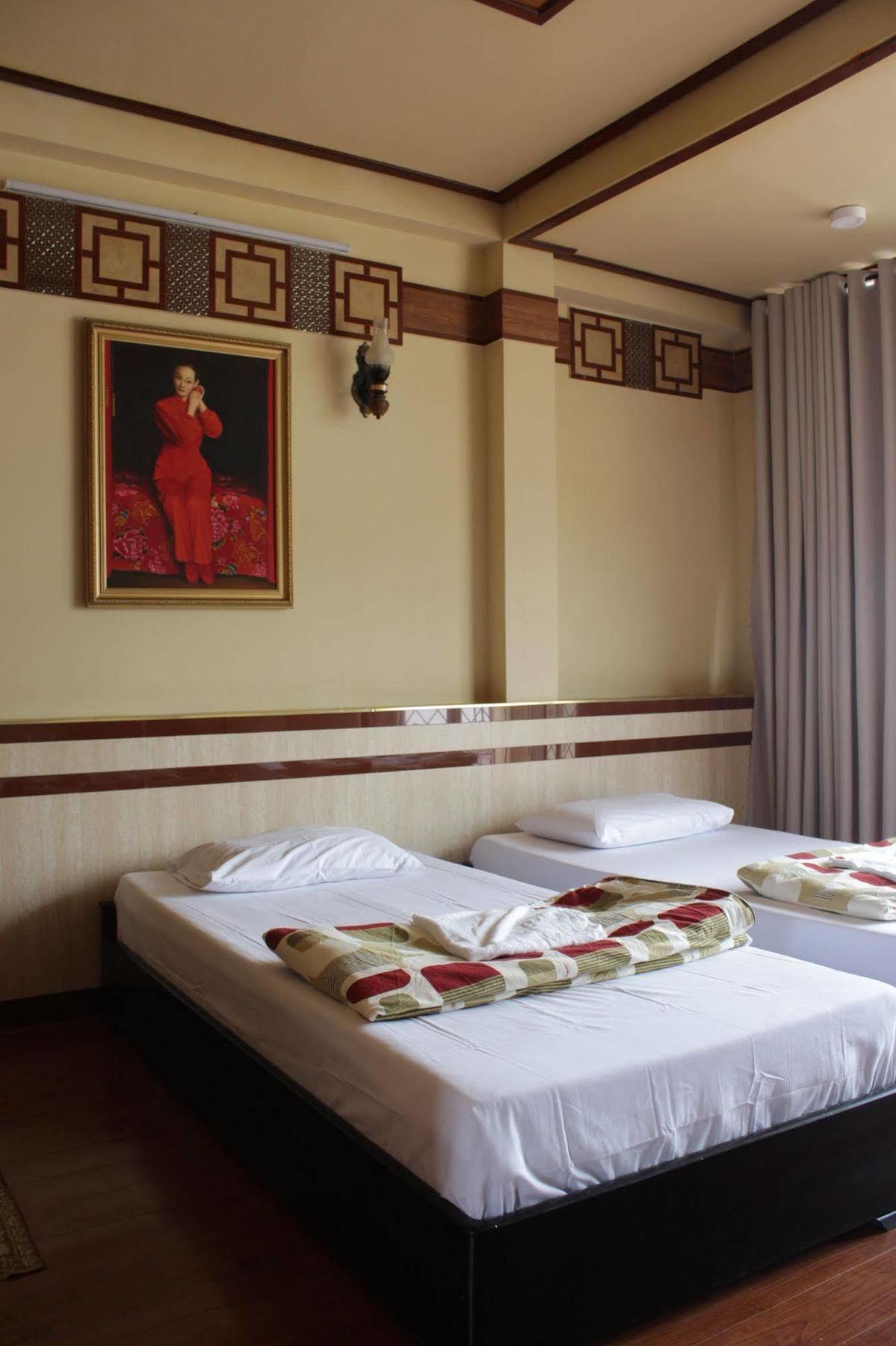 Bee Saigon Hotel Ho Chi Minh City Bagian luar foto